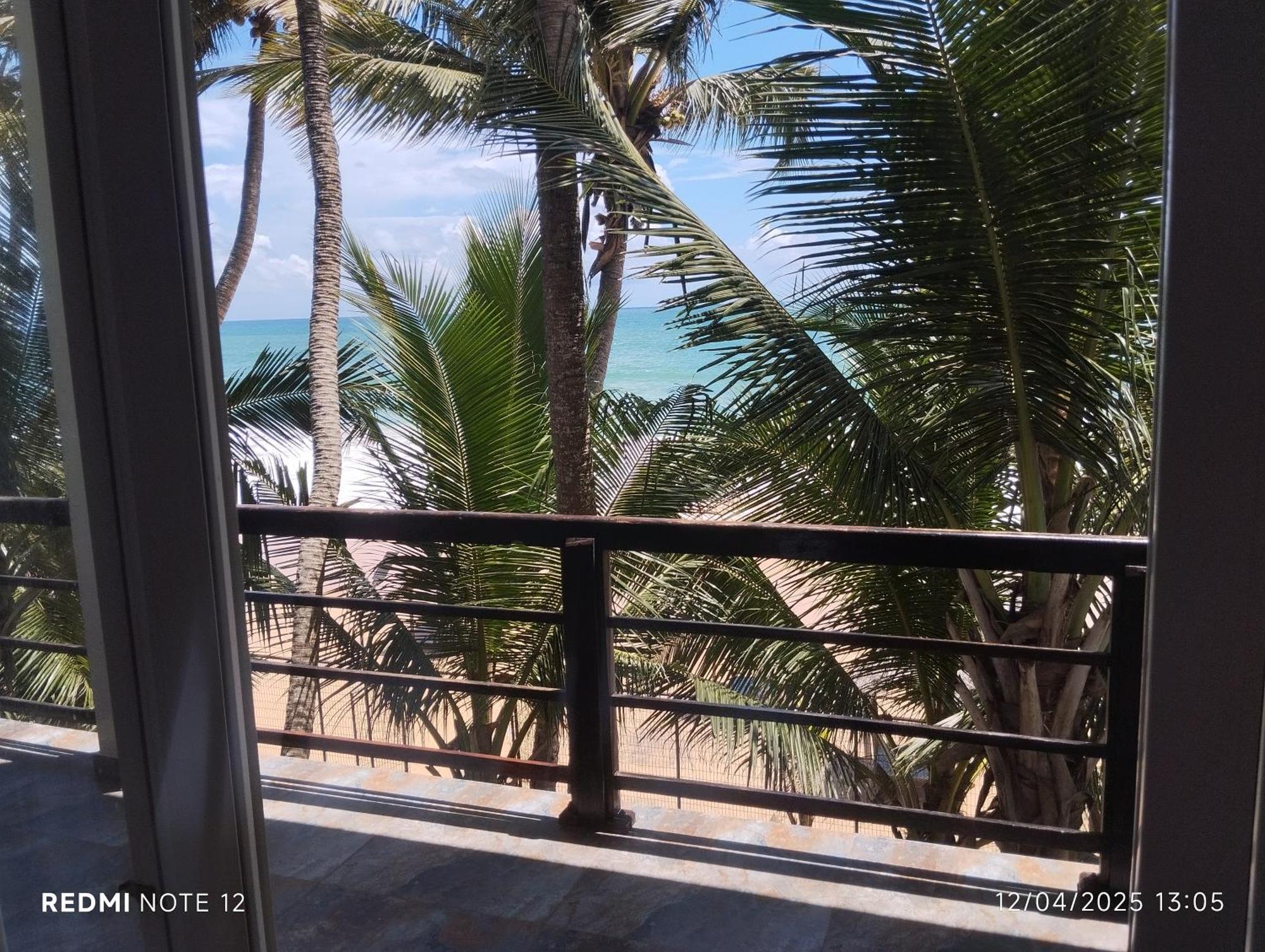 Ocean Edge Hikka Hotel Hikkaduwa Exterior foto